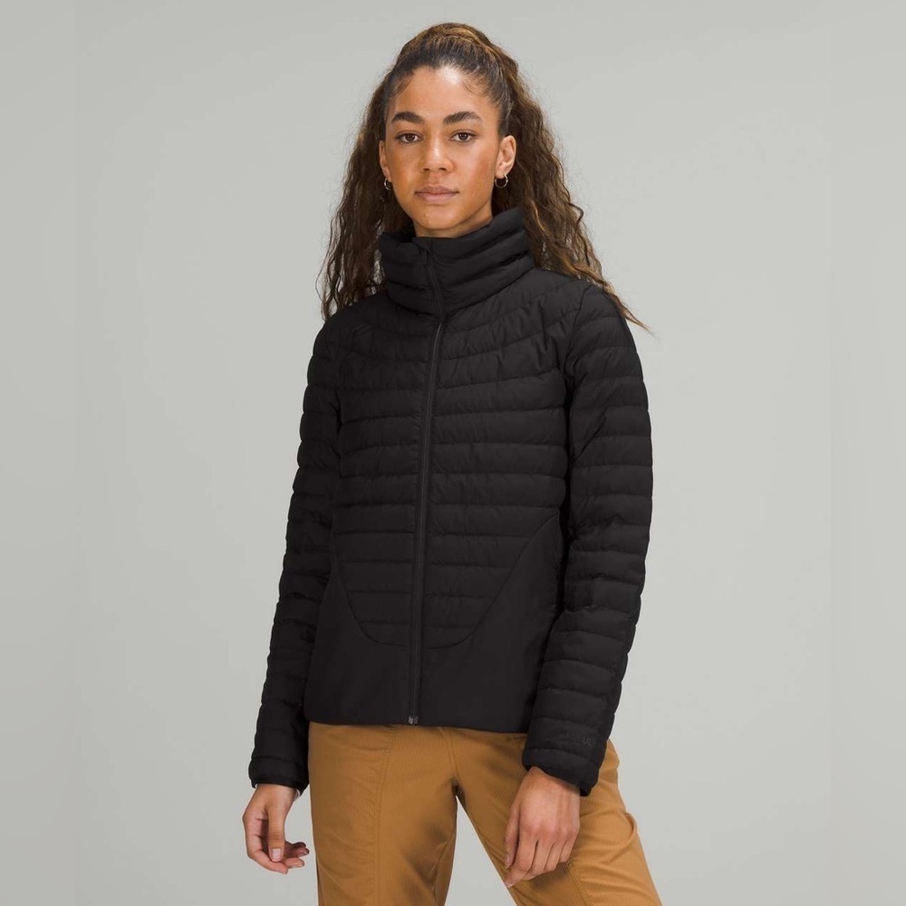 NWT Lululemon Lightweight Relaxed-Fit Down Jacket
**Black Size 4